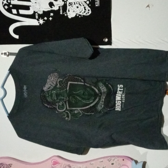 Hot Topic Other - 💜 4/$24 dark grey Harry Potter Slytherin top size xl mens
